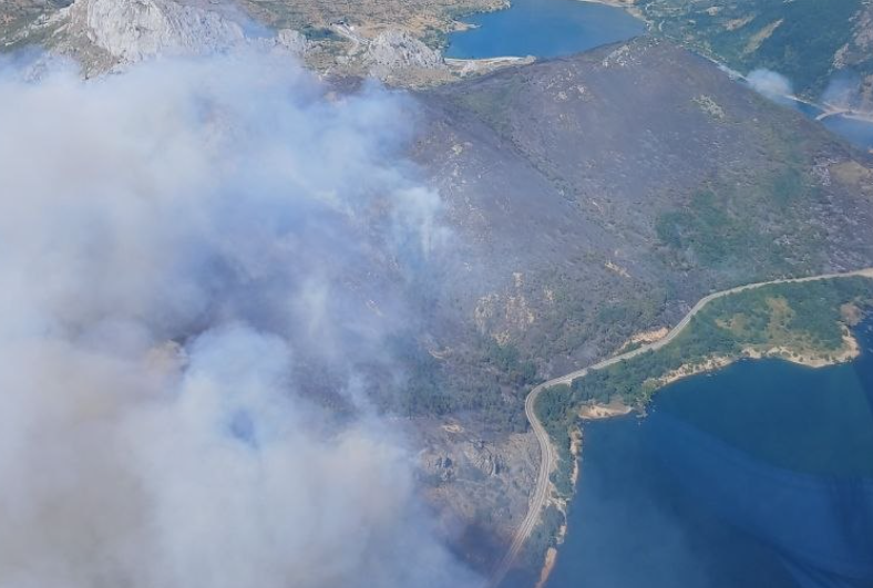 incendio Sena de Luna