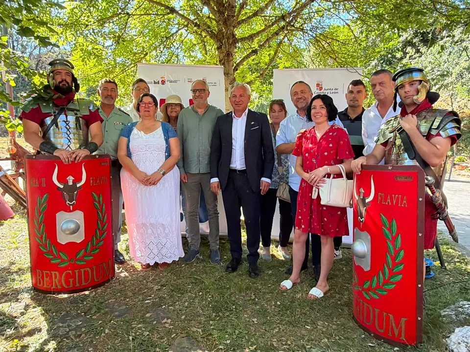 El delegado del Gobierno en Castilla y Le&oacute;n, Nicanor Sen, participa en el III Lvdvs Avrvm, en el Centro de Recepci&oacute;n de Visitantes de Las M&eacute;dulas (Le&oacute;n)