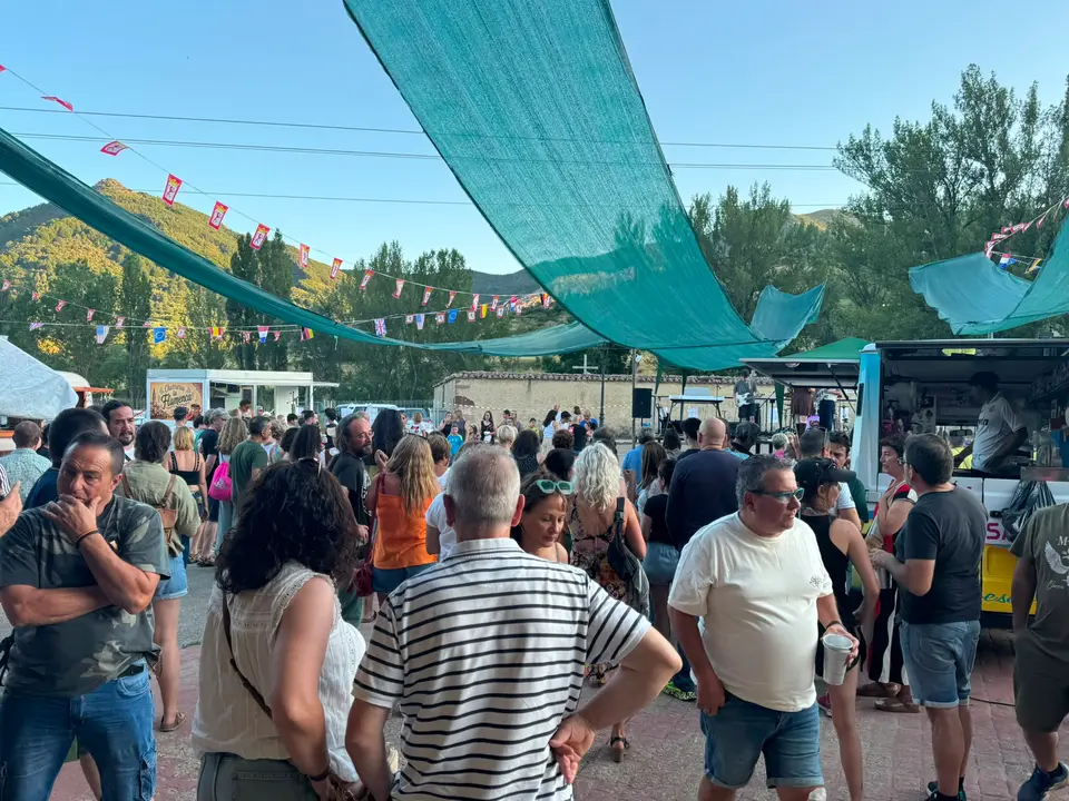 Feria de la cerveza de C&aacute;rmenes. Segunda edici&oacute;n Campbeer