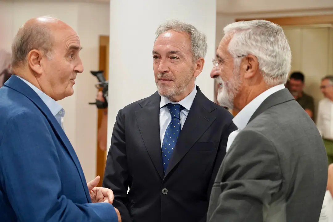 El consejero de Cultura, Turismo y Deporte, Alberto D&iacute;az Pico, ofrece la conferencia inaugural del VI Congreso de Turismo ''Le&oacute;n, escenarios para todo el a&ntilde;o'', organizado por Diario de Le&oacute;n. Campillo. Ical