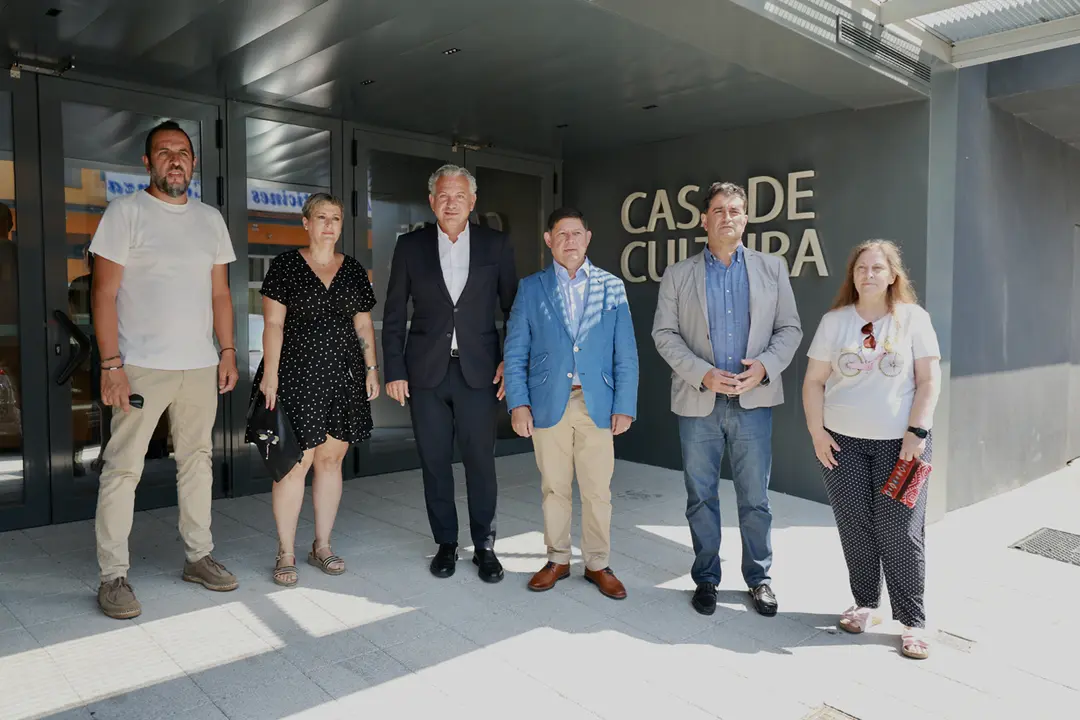 El delegado del Gobierno en Castilla y Le&oacute;n, Nicanor Sen, visita las actuaciones finalizadas en la Casa de la Cultura de Valencia de Don Juan financiadas a cargo del Programa de Impulso a la Rehabilitaci&oacute;n de los Edificios P&uacute;blicos. | ICAL