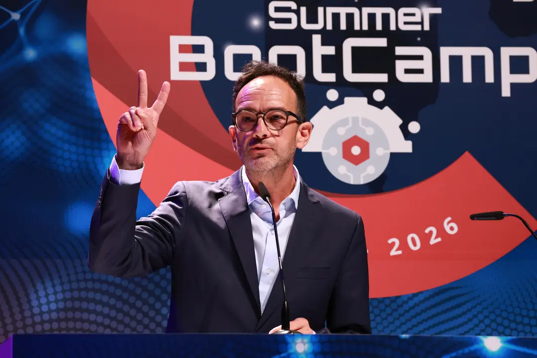 El secretario de Estado de Telecomunicaciones e Infraestructuras Digitales, Antonio Hernando Vera, preside la inauguraci&oacute;n del Cybersecurity Summer BootCamp 2026, en la que participan el alcalde de Le&oacute;n, Jos&eacute; Antonio Diez; la rectora de la ULE, Nuria Gonz&aacute;lex;, el secretario al cargo del Comit&eacute; Interamericano contra el Terrorismo de la Organizaci&oacute;n de Estados Americanos, Guillermo Moncayo, y la embajadora observadora permanente de la OEA, Carmen Mont&oacute;n. Campillo. Ical