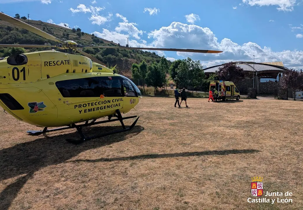 Rescate esta ma&ntilde;ana de una monta&ntilde;era indispuesta en el Ver&oacute;n del Corbo, en Posada de Valde&oacute;n.