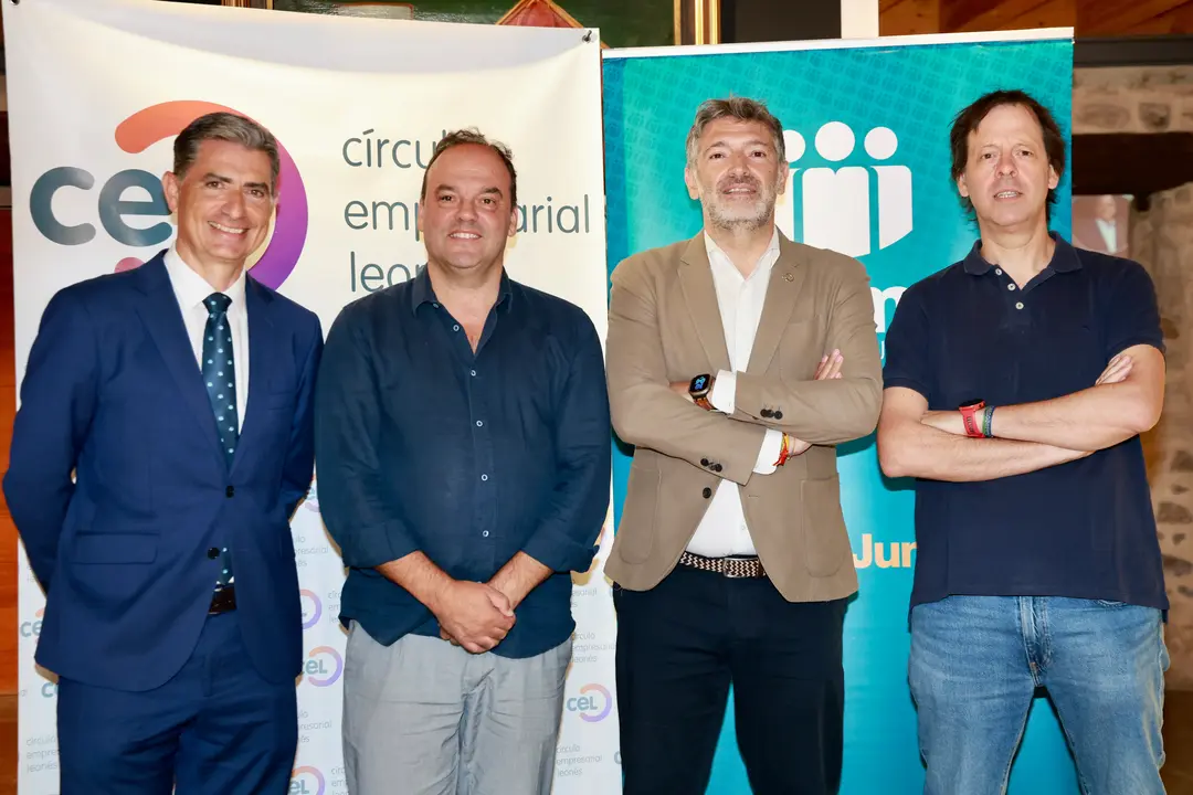 El economista Jos&eacute; Carlos Diez imparte la conferencia &lsquo;Le&oacute;n en la era de la inteligencia artificial&rsquo;, organizada por el C&iacute;rculo Empresarial Leon&eacute;s. Campillo. Ical