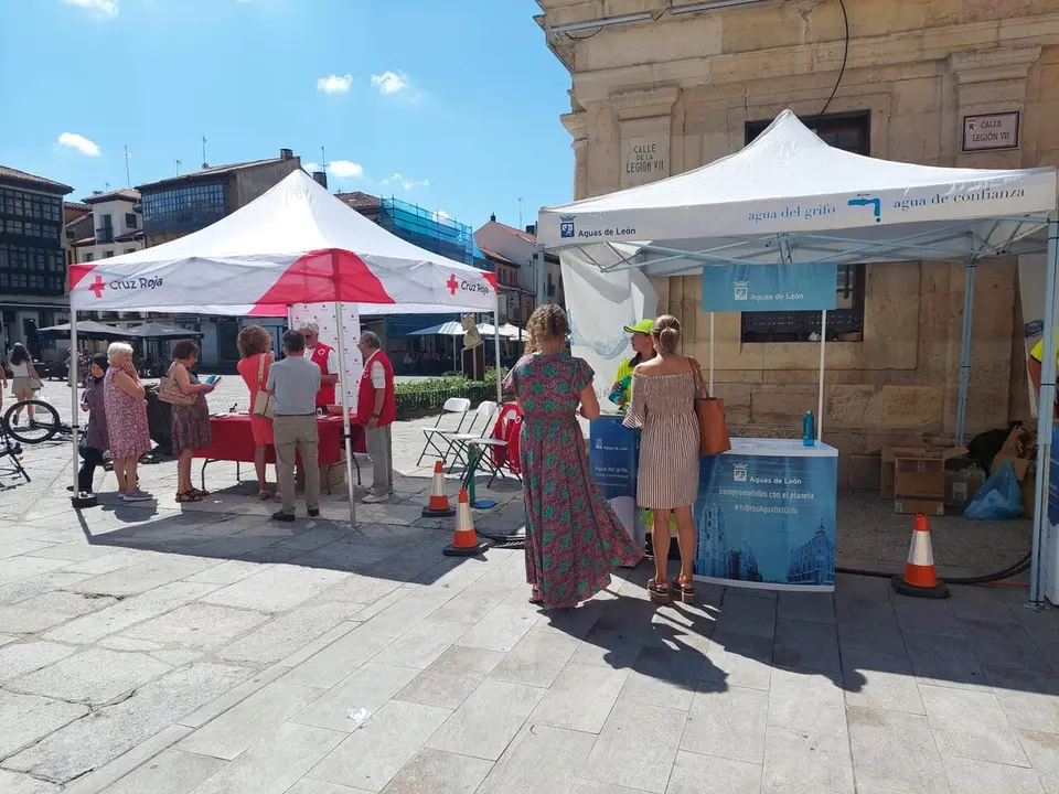 Actividad Ola de Calor Cruz Roja Le&oacute;n 1