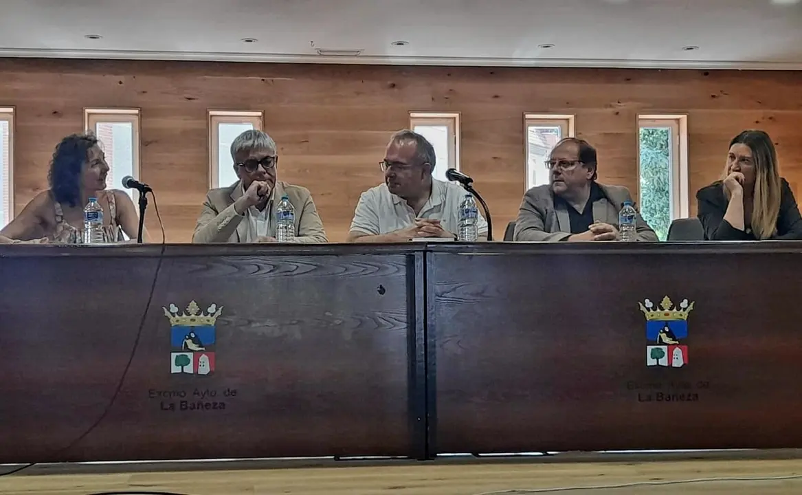 Clausura del curso de la ULE en La Ba&ntilde;eza
