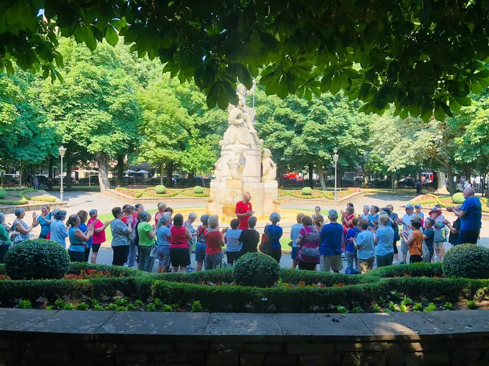 Actividad del Ayuntamiento de Le&oacute;n 'Act&iacute;vate' para mayores.