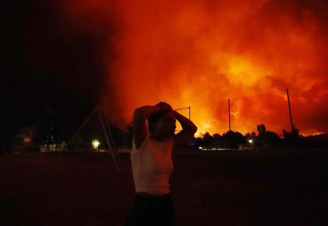 La localidad de Turienzo Casta&ntilde;ero (Le&oacute;n), afectada por el incendio declarado de nivel 2