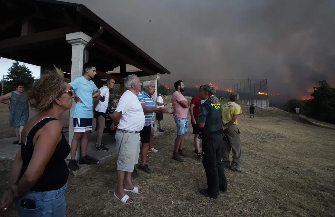 La localidad de Turienzo Casta&ntilde;ero (Le&oacute;n), afectada por el incendio declarado de nivel 2