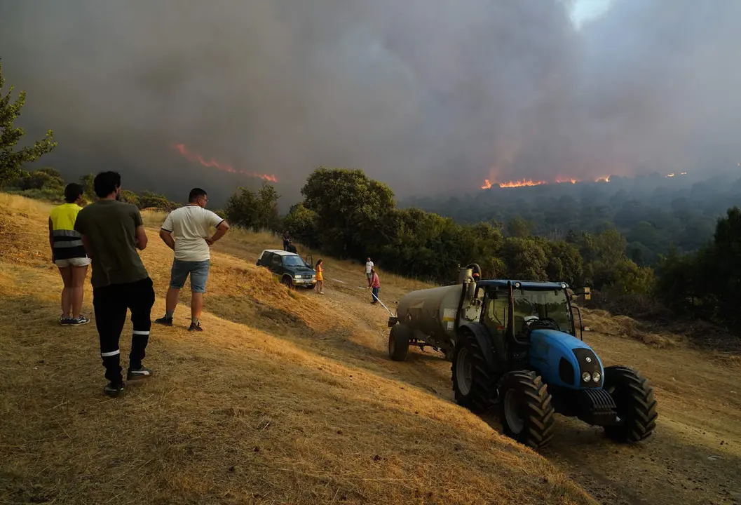 La localidad de Turienzo Casta&ntilde;ero (Le&oacute;n), afectada por el incendio declarado de nivel 2