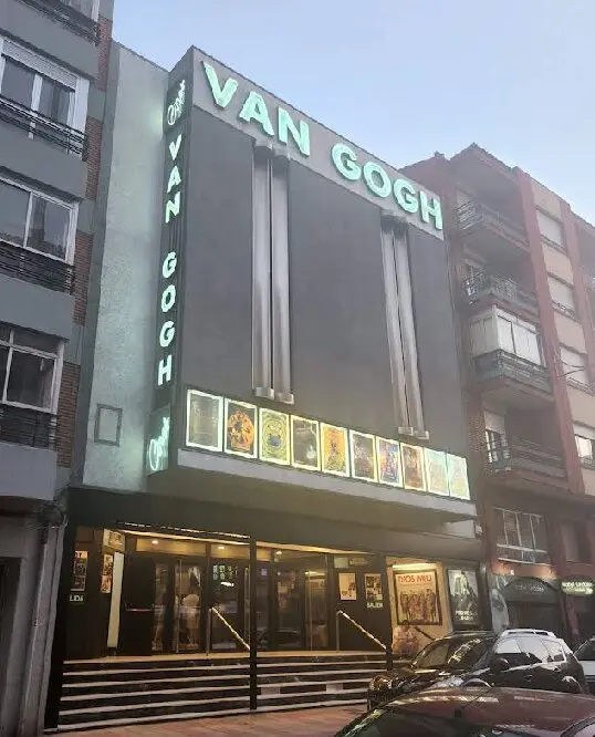 Cines Van Gogh Le&oacute;n (1)