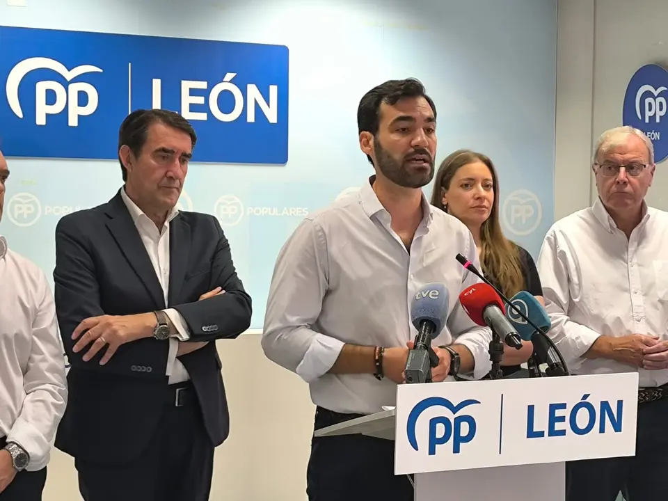 Presentaci&oacute;n de David Fern&aacute;ndez a la Alcald&iacute;a de Le&oacute;n por el PP. Le&oacute;n24horas (5)