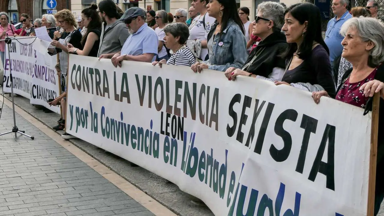 Lunes sin son en Le&oacute;n