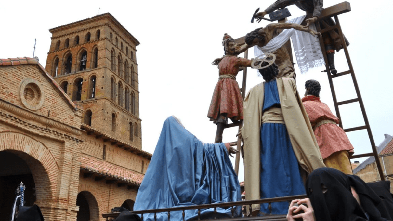 El Descendimiento de Sahag&uacute;n, del siglo XVII. Imagen: J. Nazareno Sahag&uacute;n