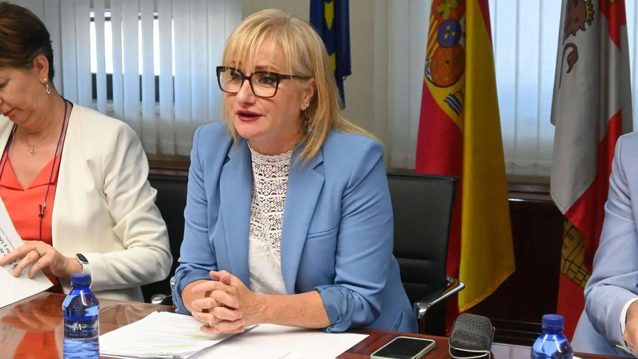 La consejera de Industria, Comercio y Empleo de la Junta, Leticia Garc&iacute;a. | ICAL