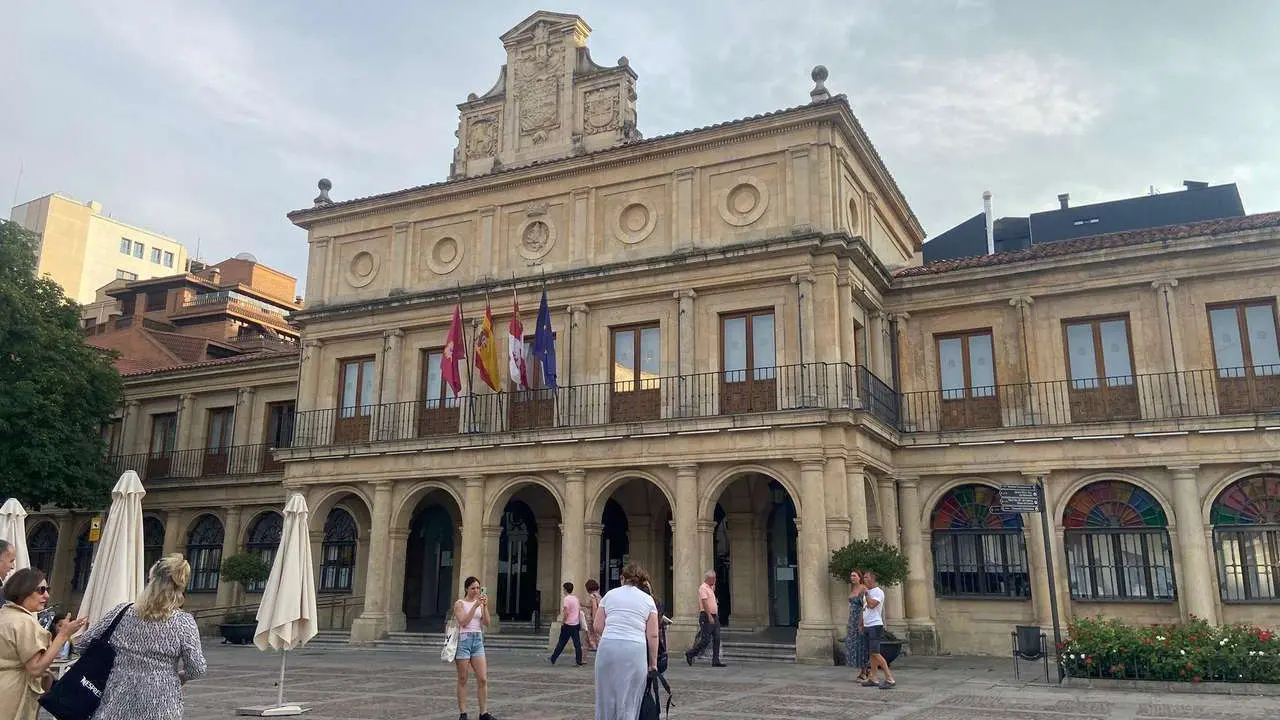 Ayuntamiento de Le&oacute;n, en San Marcelo. | LE&Oacute;N24HORAS