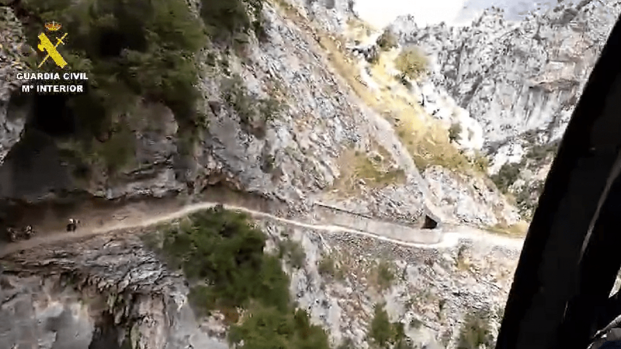 Imagen de archivo de un rescate de la Guardia Civil en la Ruta del Cares