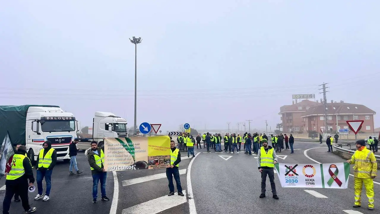 Protestas de Decale&oacute;n en el pol&iacute;gono de Villadangos