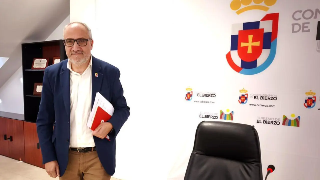 El presidente del Consejo Comarcal del Bierzo, Olegario Ram&oacute;n, en una imagen de archivo.