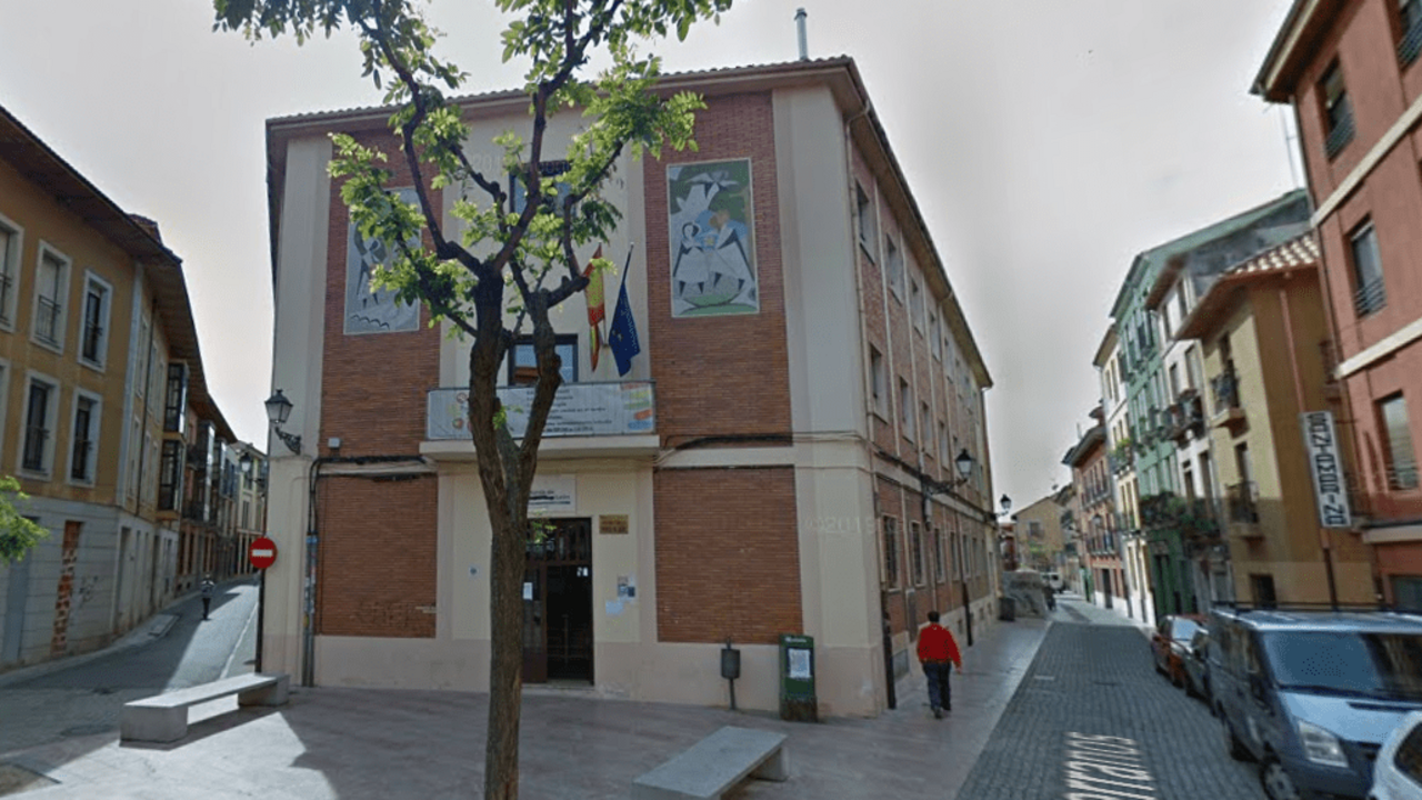 Colegio Ponce de Le&oacute;n, calle Serranos