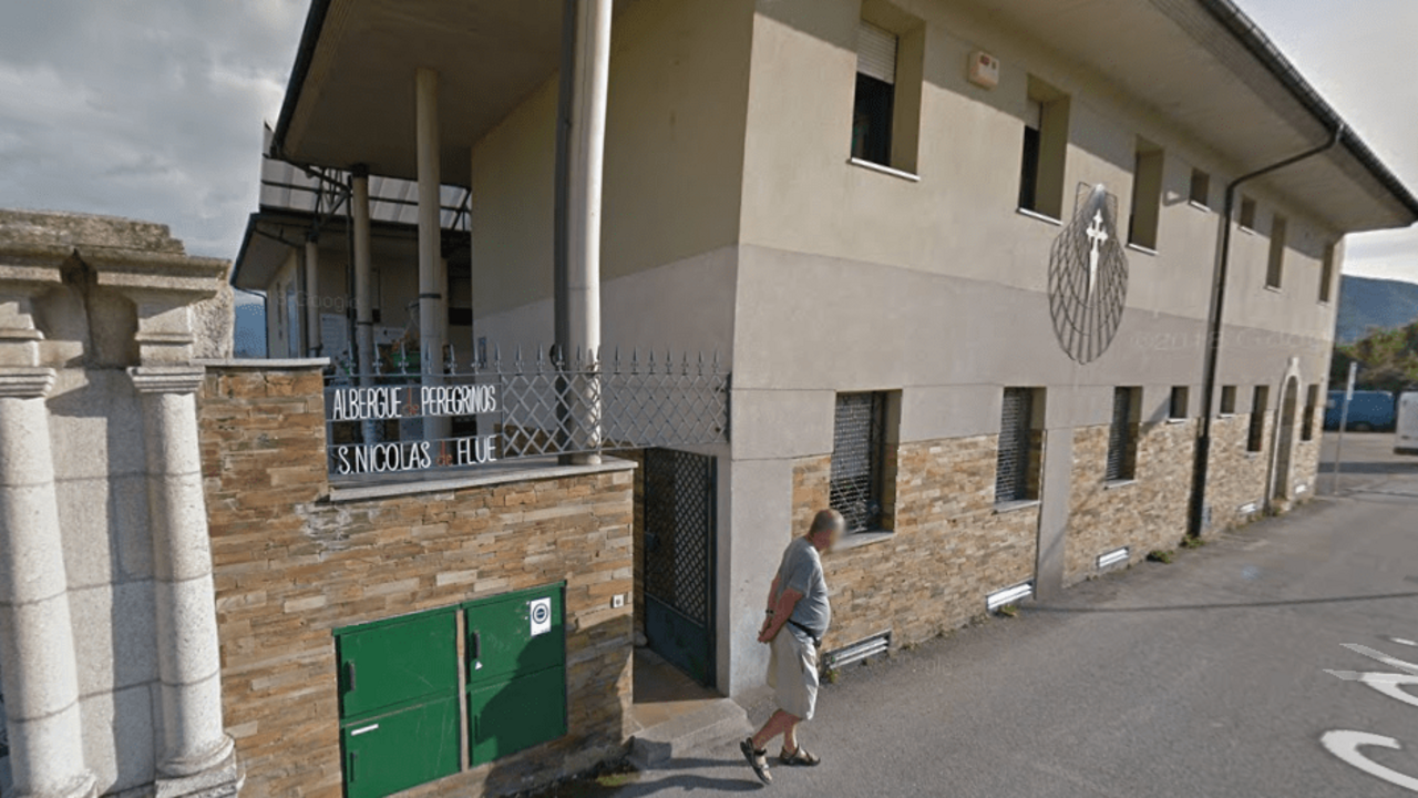 Albergue de peregrinos Nicol&aacute;s de Fl&uuml;e de Ponferrada