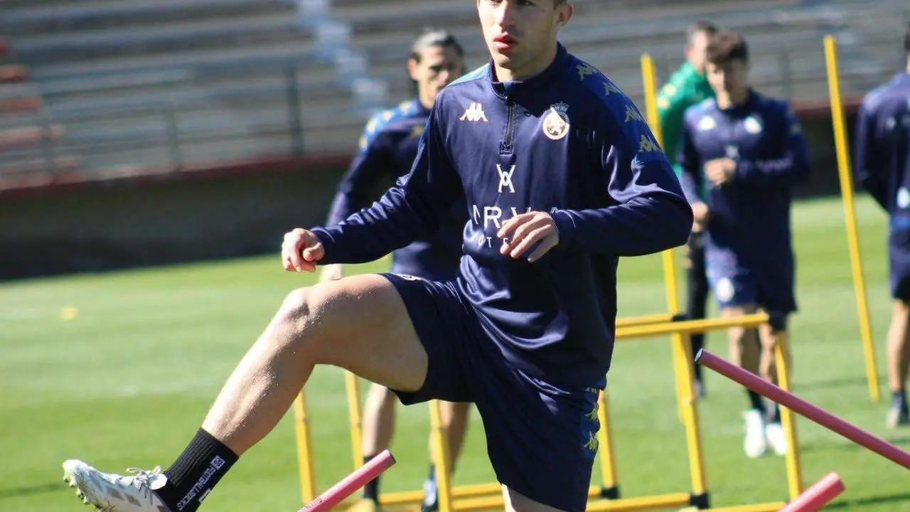 Un entrenamiento de la Cultural. / @CyDLeonesa 