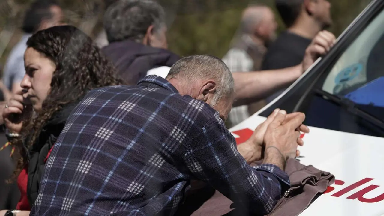 Emilio Atienza. ICAL. Los cinco fallecidos en el accidente de una mina de Dega&ntilde;a (Asturias) son de Le&oacute;n y tienen edades entre los 32 y 54 a&ntilde;os