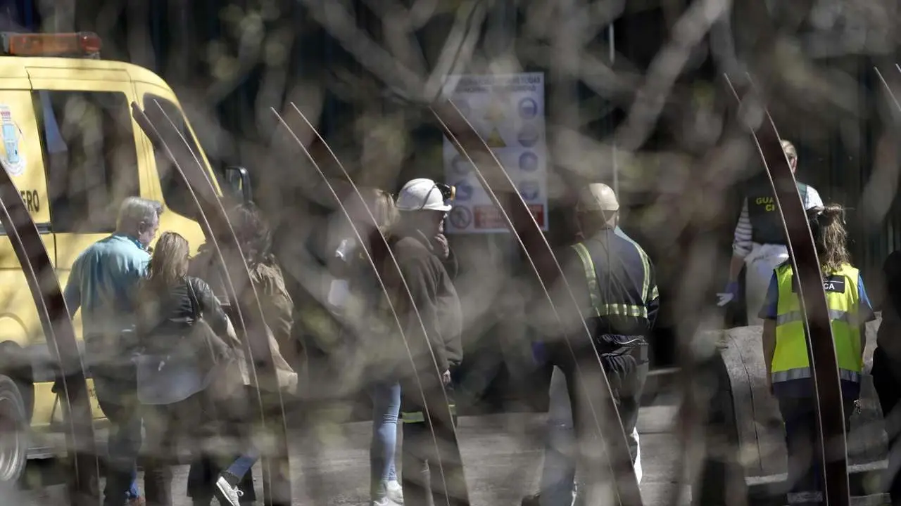 Emilio Atienza. ICAL. Los cinco fallecidos en el accidente de una mina de Dega&ntilde;a (Asturias) son de Le&oacute;n y tienen edades entre los 32 y 54 a&ntilde;os