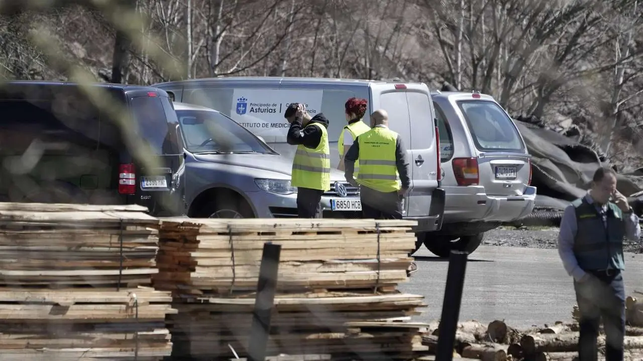 Emilio Atienza. ICAL. Los cinco fallecidos en el accidente de una mina de Dega&ntilde;a (Asturias) son de Le&oacute;n y tienen edades entre los 32 y 54 a&ntilde;os