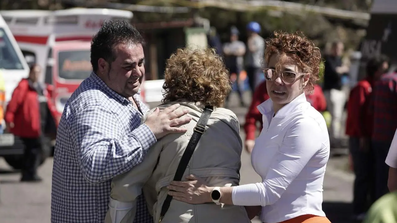 Emilio Atienza. ICAL. Los cinco fallecidos en el accidente de una mina de Dega&ntilde;a (Asturias) son de Le&oacute;n y tienen edades entre los 32 y 54 a&ntilde;os