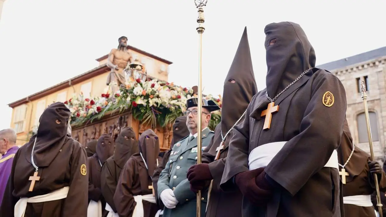 Campillo. ICAL. Celebraci&oacute;n del acto del Perd&oacute;n en el transcurso de la Procesi&oacute;n del Perd&oacute;n de la Cofrad&iacute;a Santo Cristo del Perd&oacute;n de Le&oacute;n