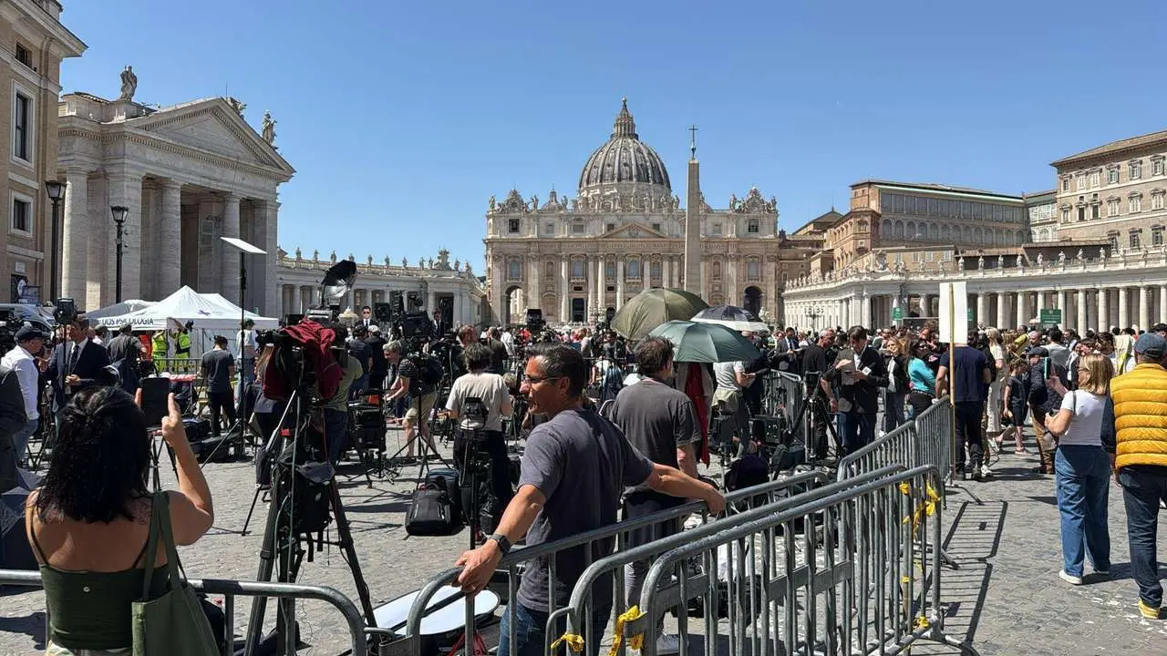 Viajes Bentravel,. Un grupo de fieles leoneses acudir&aacute; ma&ntilde;ana a la capilla ardiente del papa Francisco