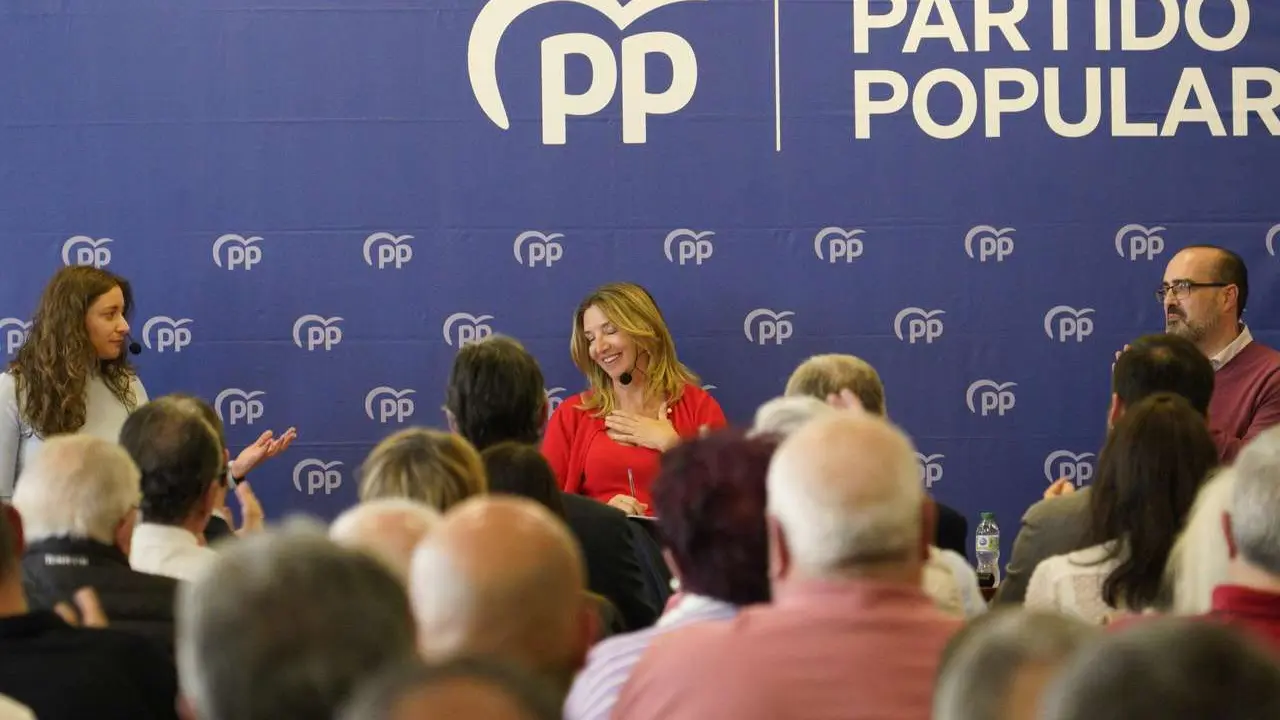 C&eacute;sar S&aacute;nchez. ICAL. La portavoz del PP en el Senado, Alicia Garc&iacute;a, asiste a los &lsquo;Encuentros Populares&rsquo; en Ponferrada, acompa&ntilde;ada de la presidenta provincial de la formaci&oacute;n y vicesecretaria de Educaci&oacute;n y Sanidad, Ester Mu&ntilde;oz