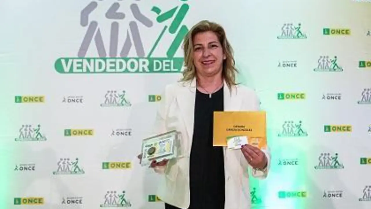 Genara Garc&iacute;a, elegida mejor vendedora de la ONCE en Castilla y Le&oacute;n. / ONCE