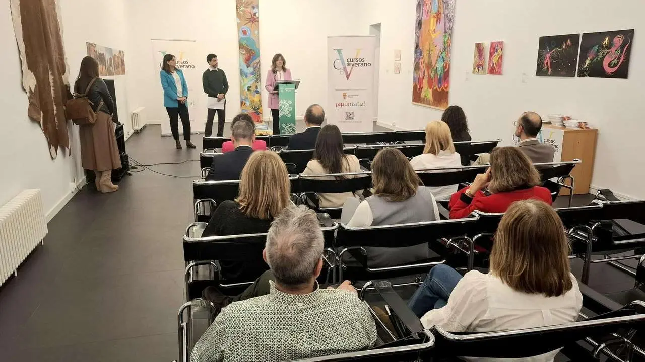 Presentaci&oacute;n cursos de verano de la ULE 2025. / ULE