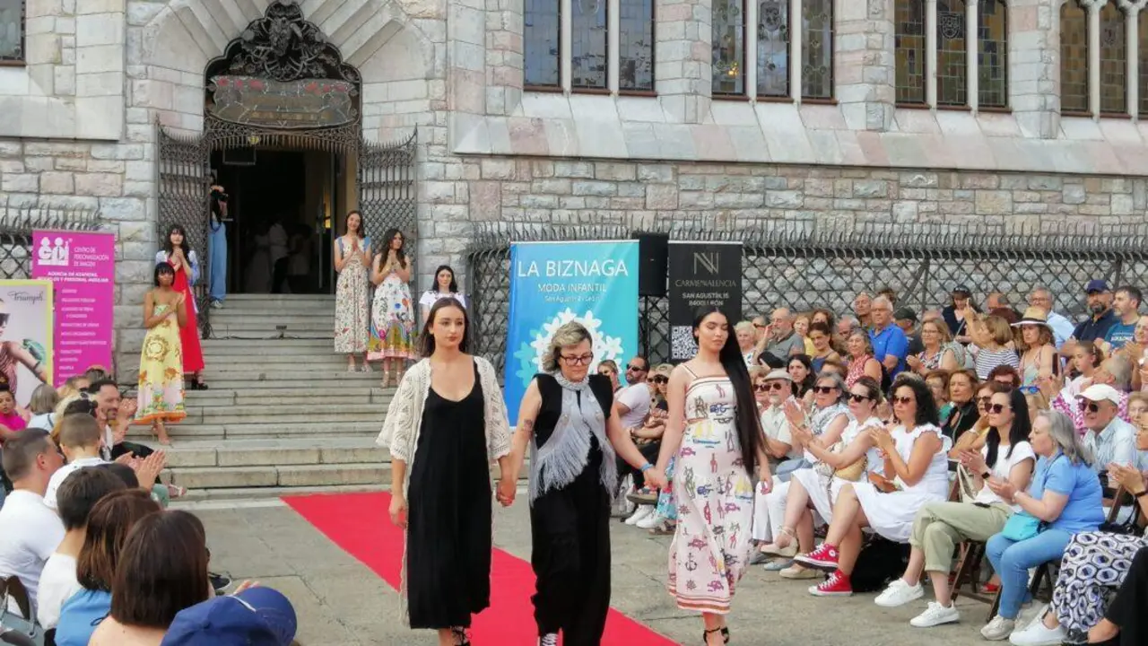 Desfile de moda de Artymoda del 2024 en Botines