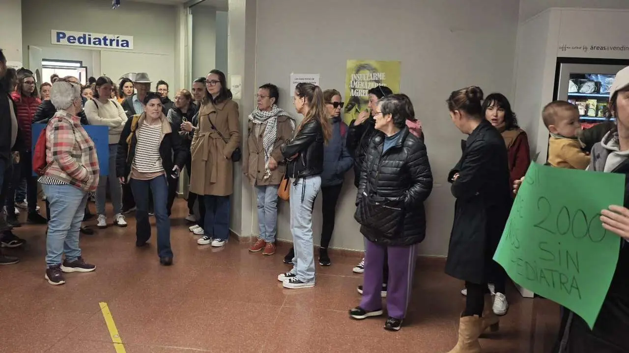 Movilizaci&oacute;n por falta de pediatras en La Ba&ntilde;eza