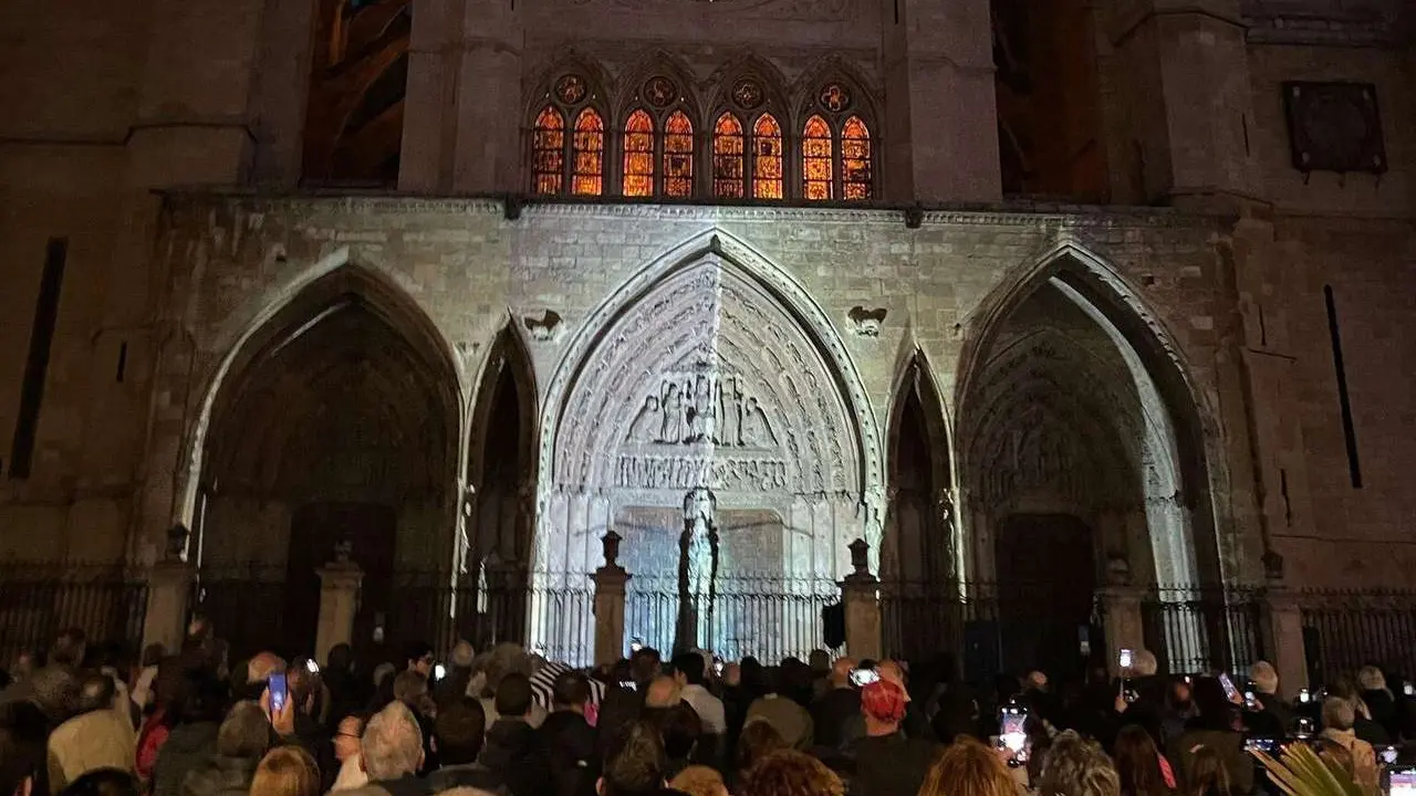 Proyecciones en la catedral de Le&oacute;n. Le&oacute;n24horas