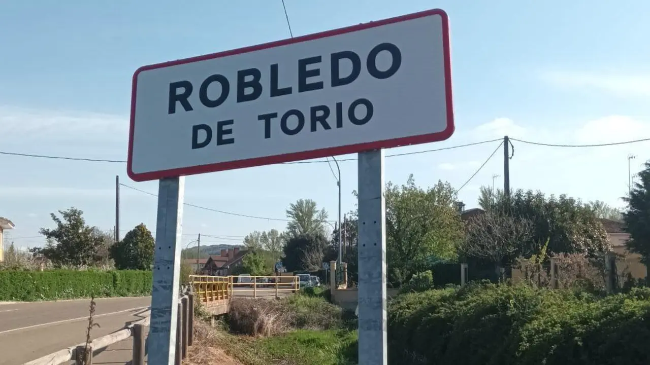 Robledo de Tor&iacute;o