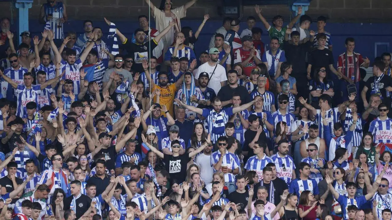 C&eacute;sar S&aacute;nchez. ICAL. Partido entre la Sociedad Deportiva Ponferradina y la Cultural de Le&oacute;n de la liga de Primera Federaci&oacute;n