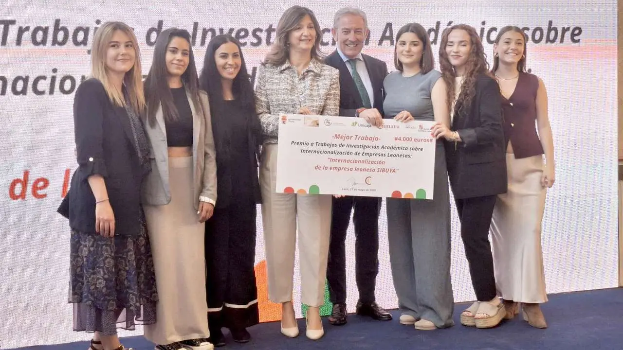 Premiados por trabajos de investigaci&oacute;n acad&eacute;mica en la internacionalizaci&oacute;n de empresas leonesas