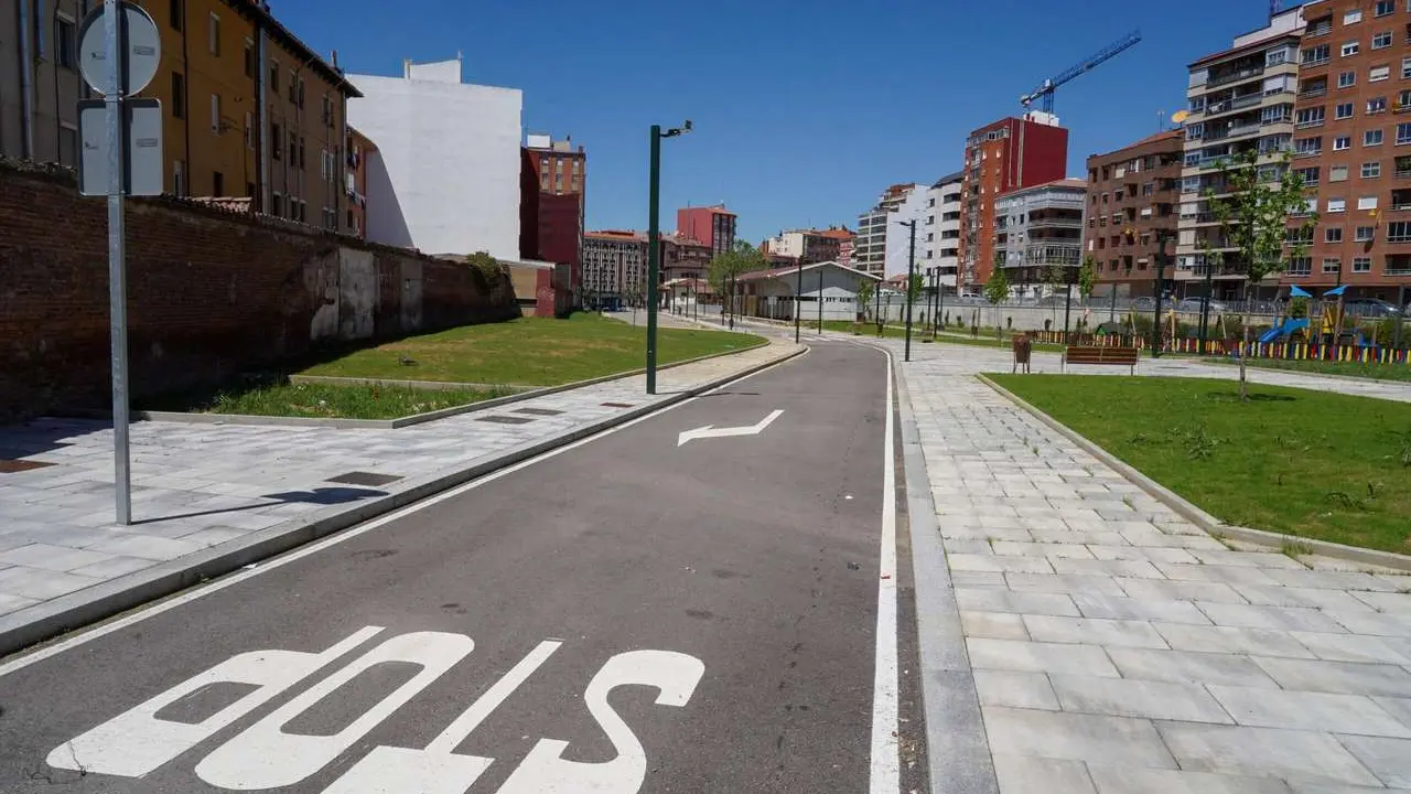 Campillo. ICAL. Nuevos viales del entorno de la estaci&oacute;n de Feve en Le&oacute;n