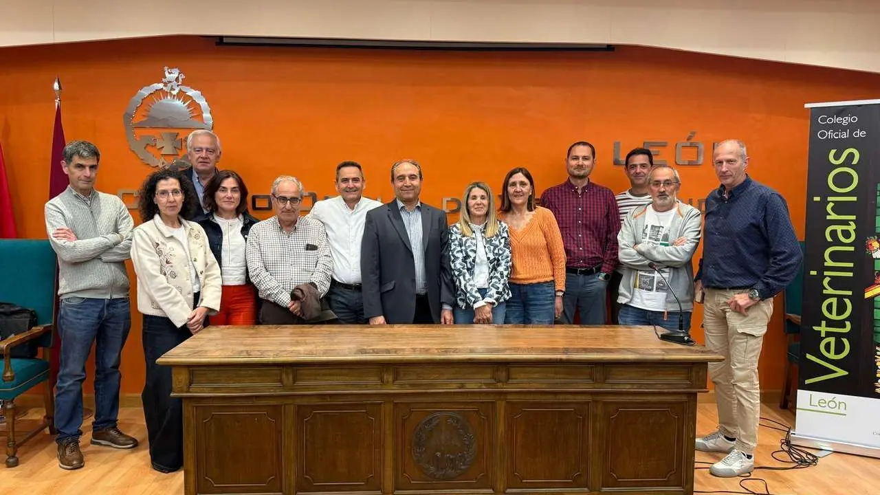 ICAL. Junta directiva del Sindicato de Veterinarios de Le&oacute;n (SIVELE-USCAL)
