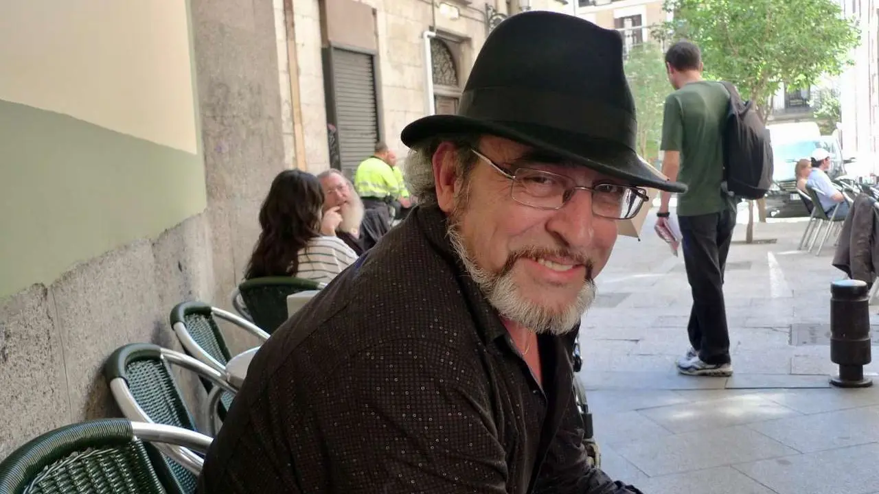 Pedro Trapiello publica el segundo de los seis tomos de su 'Pen&uacute;ltima antolog&iacute;a', editada por Lobo Sapiens. | SM