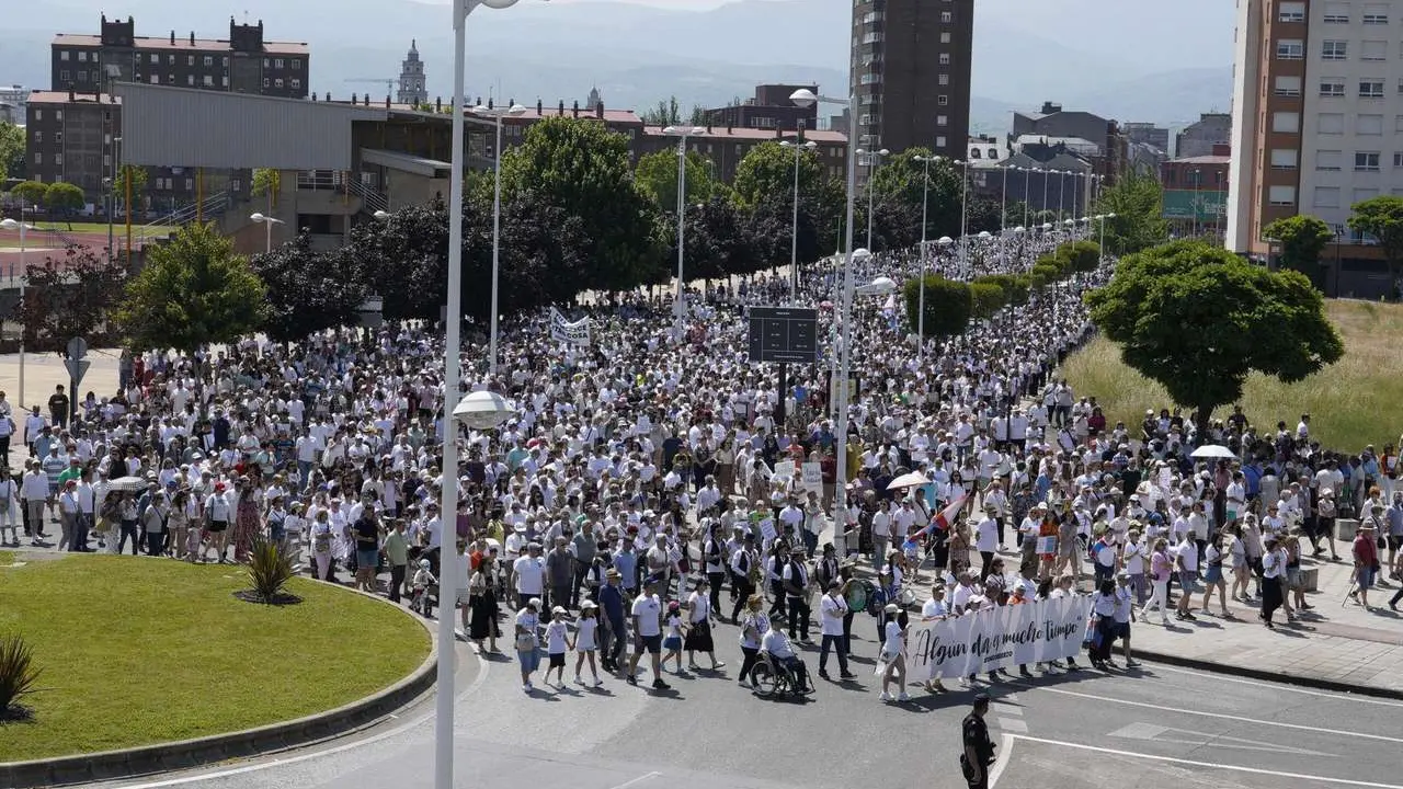 C&eacute;sar S&aacute;nchez. ICAL. Manifestaci&oacute;n de la plataforma Oncobierzo para reclamar mejoras en el Servicio de Oncolog&iacute;a del Hospital del Bierzo y en toda la sanidad de la comarca bajo el lema 'Por m&iacute;'