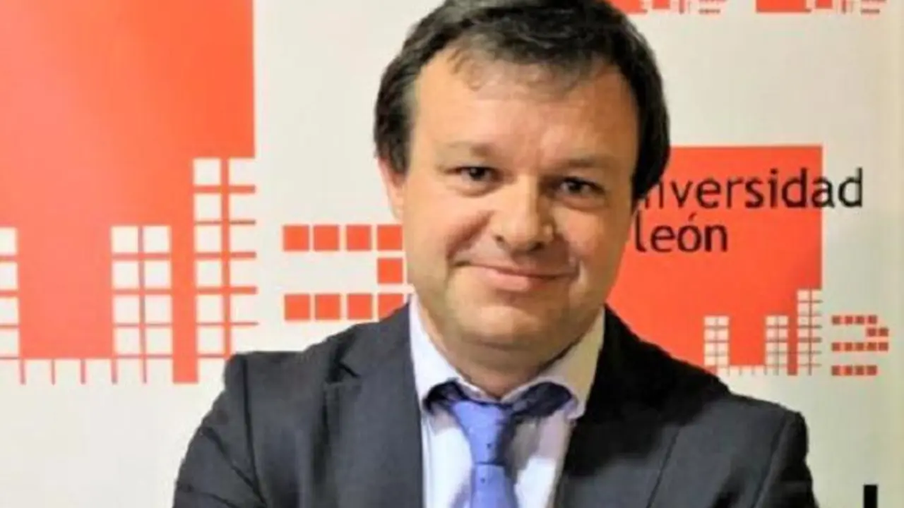 Jos&eacute; Manuel Trabado Cabado, director del Servicio de Publicaciones ULE