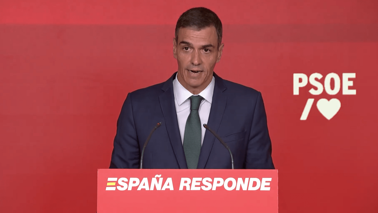 Imagen de Pedro S&aacute;nchez en su intervenci&oacute;n ante los medios
