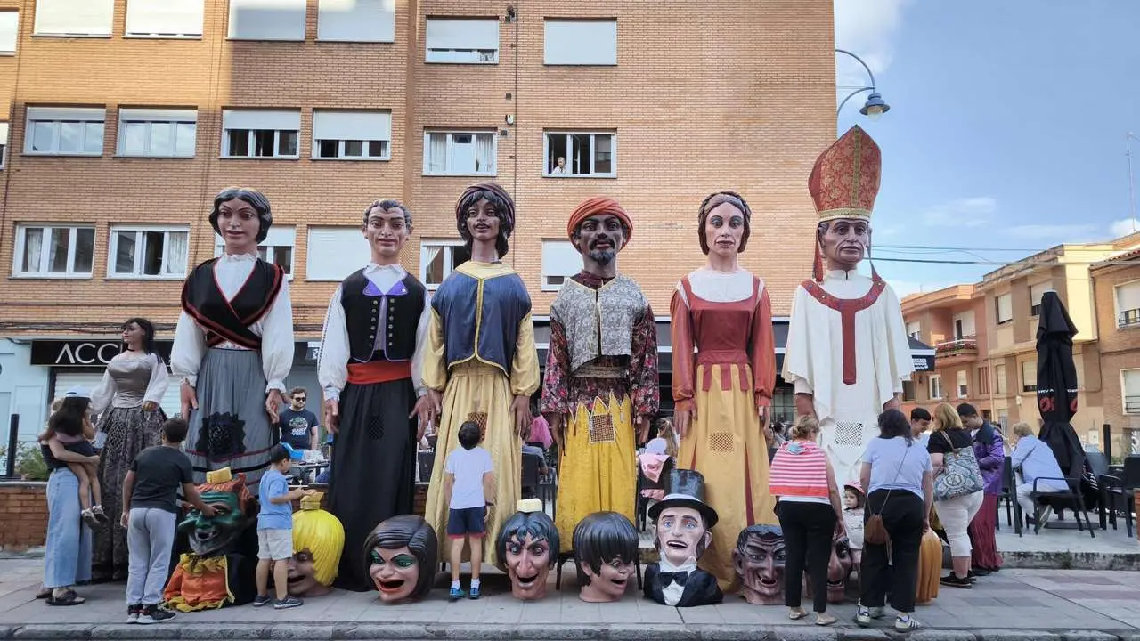 Gigantes y Cabezudos. Foto Laura Cembranos