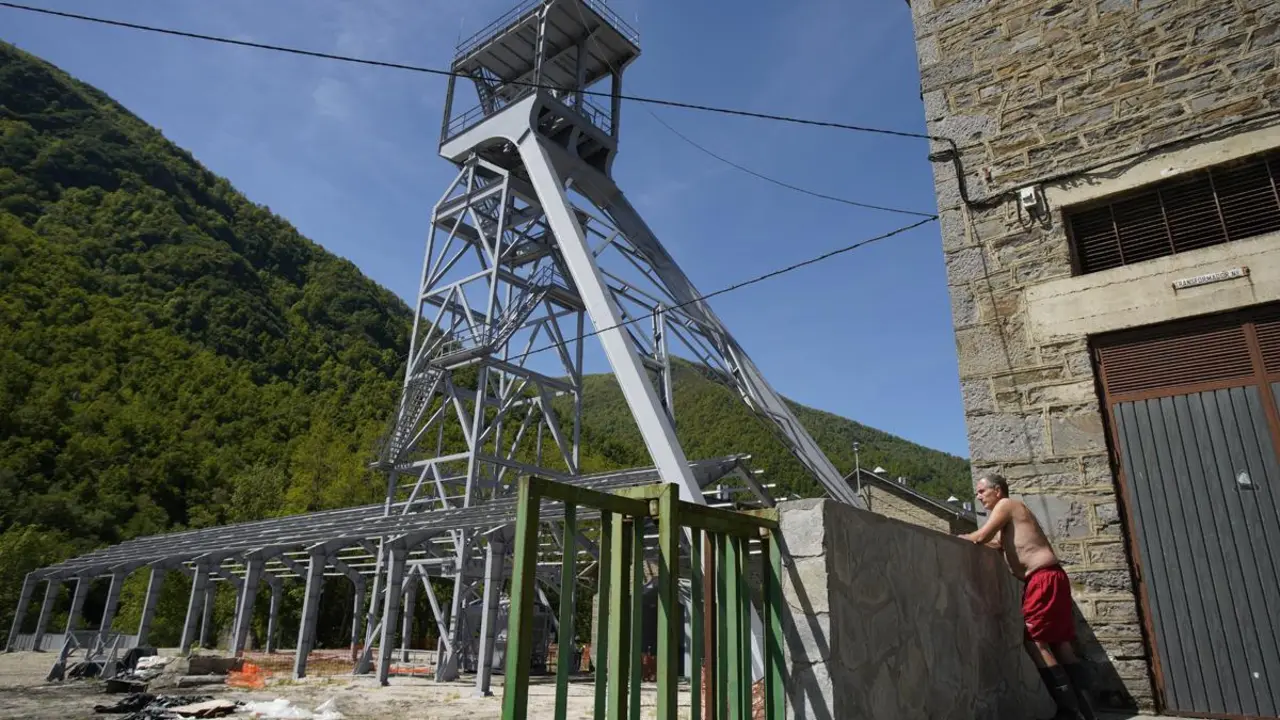 El Pozo Mar&iacute;a, una de las explotaciones mineras m&aacute;s emblem&aacute;ticas del Valle de Laciana. | ICAL