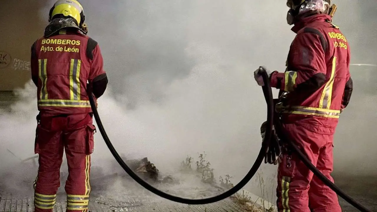 Bomberos del Ayuntamiento de Le&oacute;n